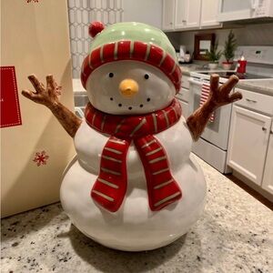 Pottery Barn Kids Snowman cookie jar in original box